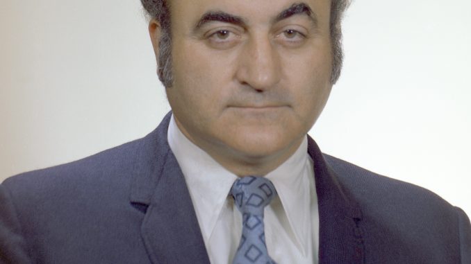 Ritratto ufficiale di Rocco Petrone, protagonista dell'articolo su Sasso di Castalda e il 'go' che ha cambiato la storia